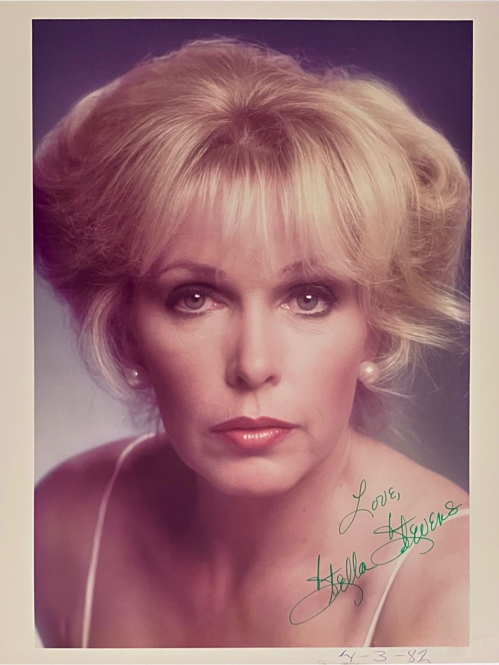 STELLA STEVENS (1938-2023) Signed 1982 8x10 / POSEIDON ADVENTURE, Flamingo Road
